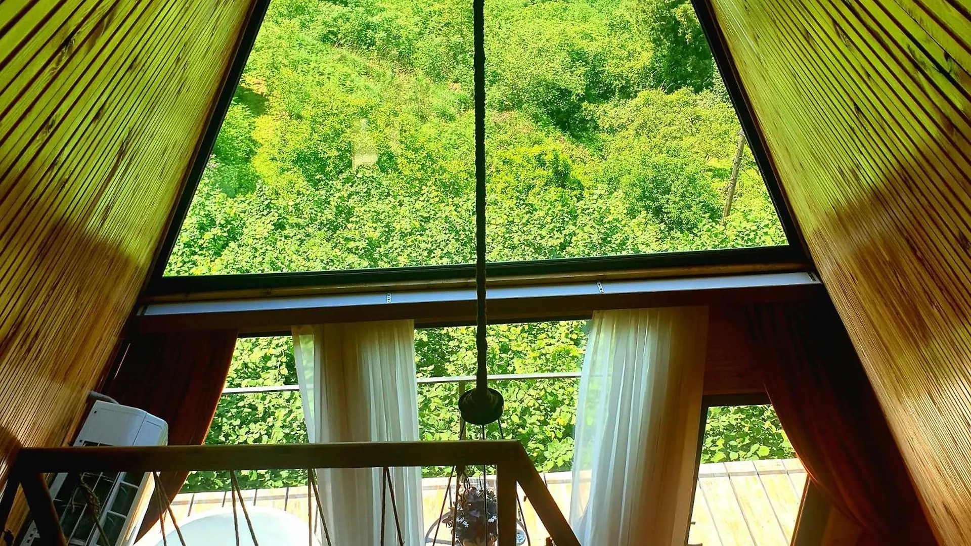 Chalet Wayside Cottage Batumi Georgia