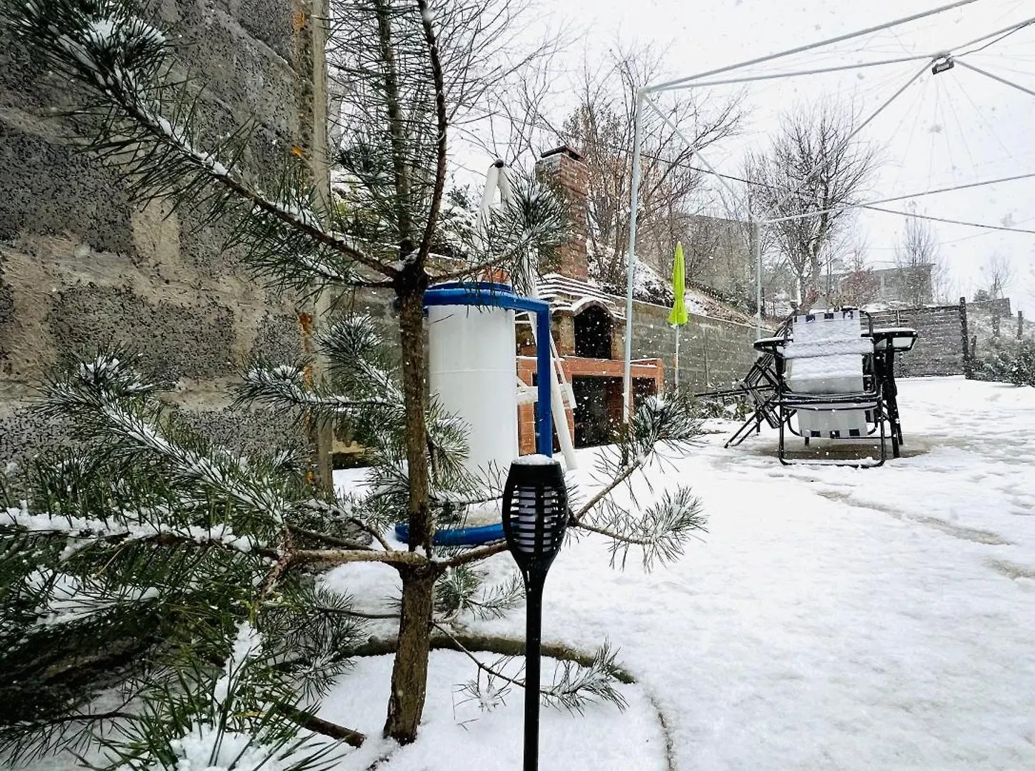 Chalet Wayside Cottage Batumi Georgia
