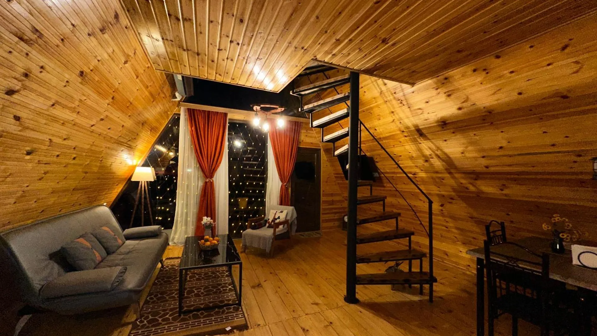 Chalet Wayside Cottage Batumi