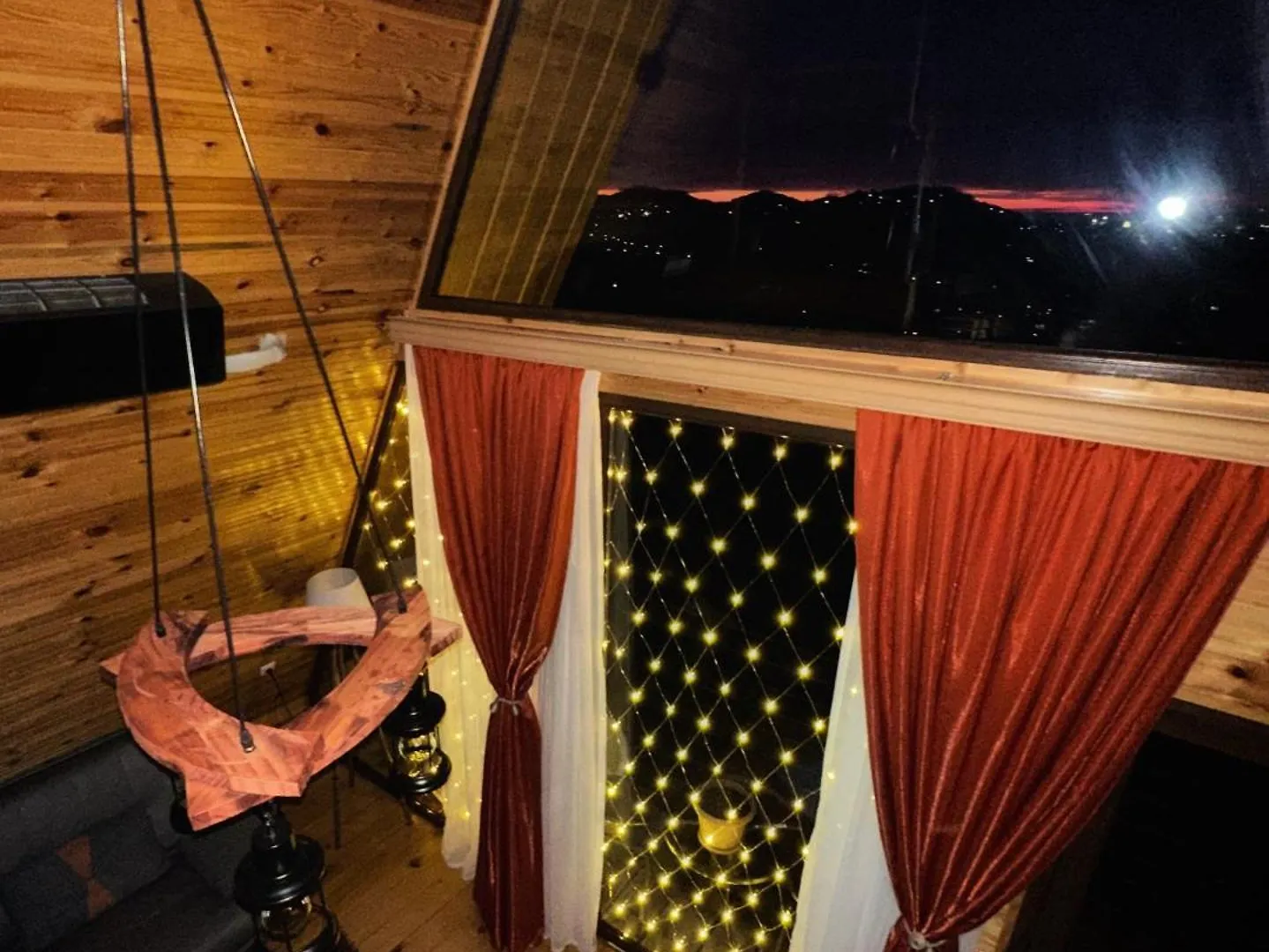 Wayside Cottage Batumi