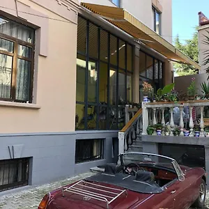 Apart Otel 1912, Batum