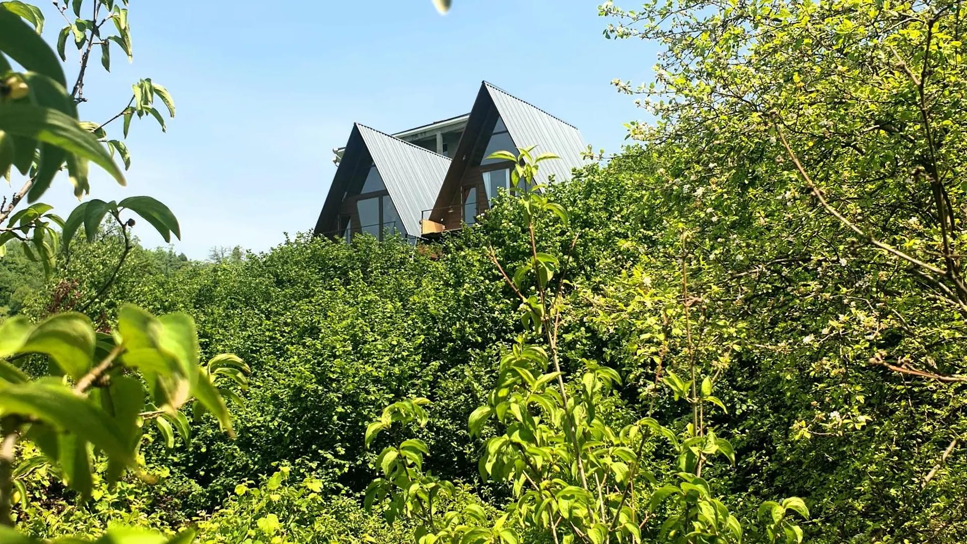Chalet Wayside Cottage Batumi