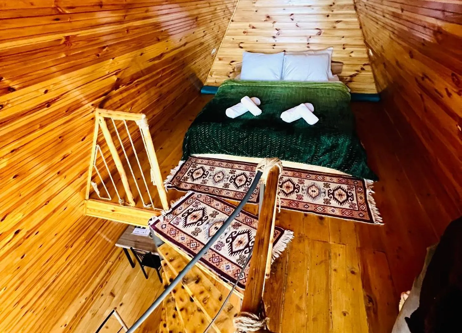 Wayside Cottage Batumi Chalet